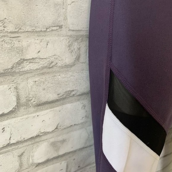 Dark violet purple color blocked mesh leggings - Picture 3 of 8